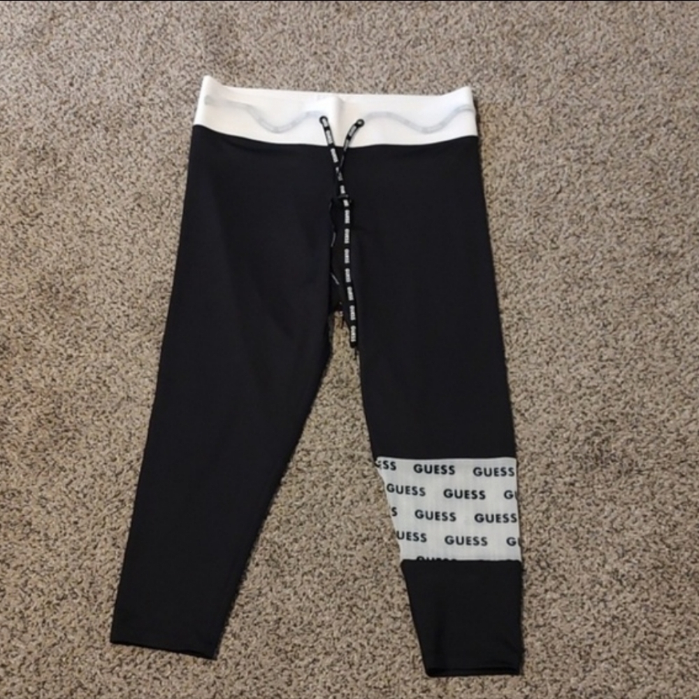 NWT Guess Pearl Mesh Cropped Leggings